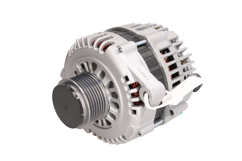 Alternator 135 A Nissan Cabstar motor 3,0 DDTi