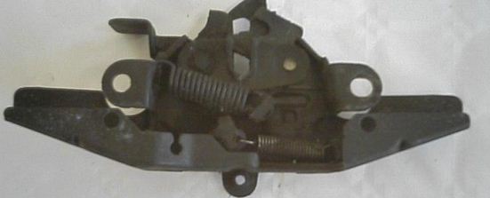 Broasca de capota Toyota Avensis