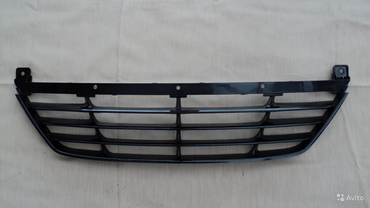 Grila centrala bara fata Hyundai ix35