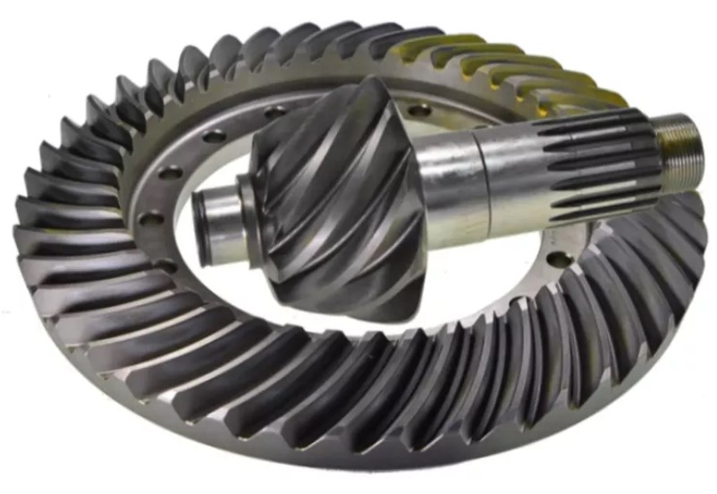 Pinion atac+coroana dintata  37/11  punte spate EV80(B) Volvo (poz.17)