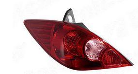 Lampa spate Nissan Tiida Hatchback